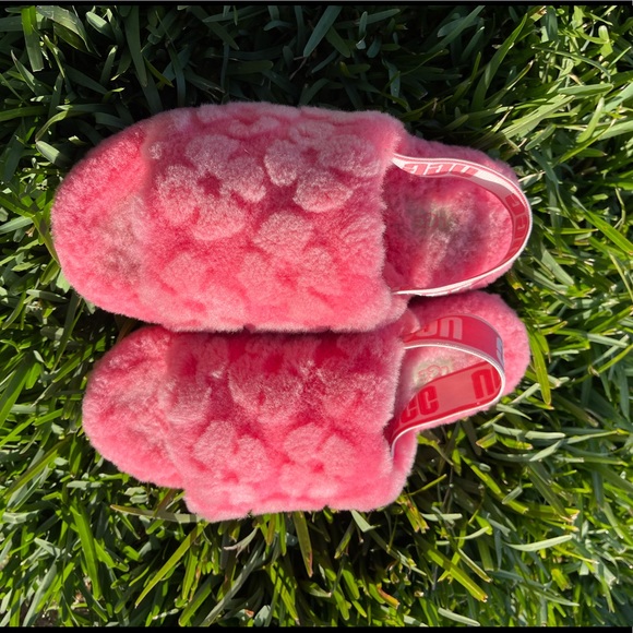 UGG🌸🌸Fluff Yeah Poppy slide size 6 - Picture 10 of 10